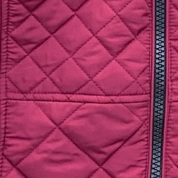 Andrew Marc Quilted Puffer Vest Berry Red Zip Pockets Gorpcore Ski Hiking Camp-M - Picture 6 of 14